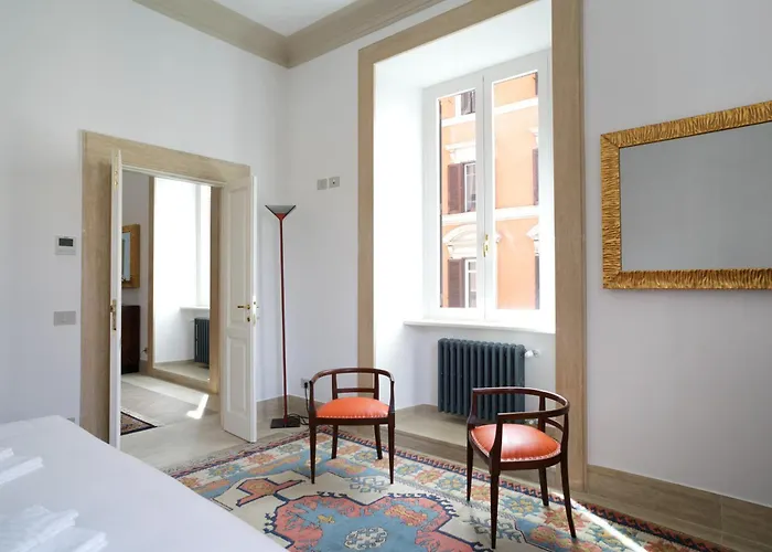 דירה Charm & Elegance Off Via Veneto 2br, 2ba